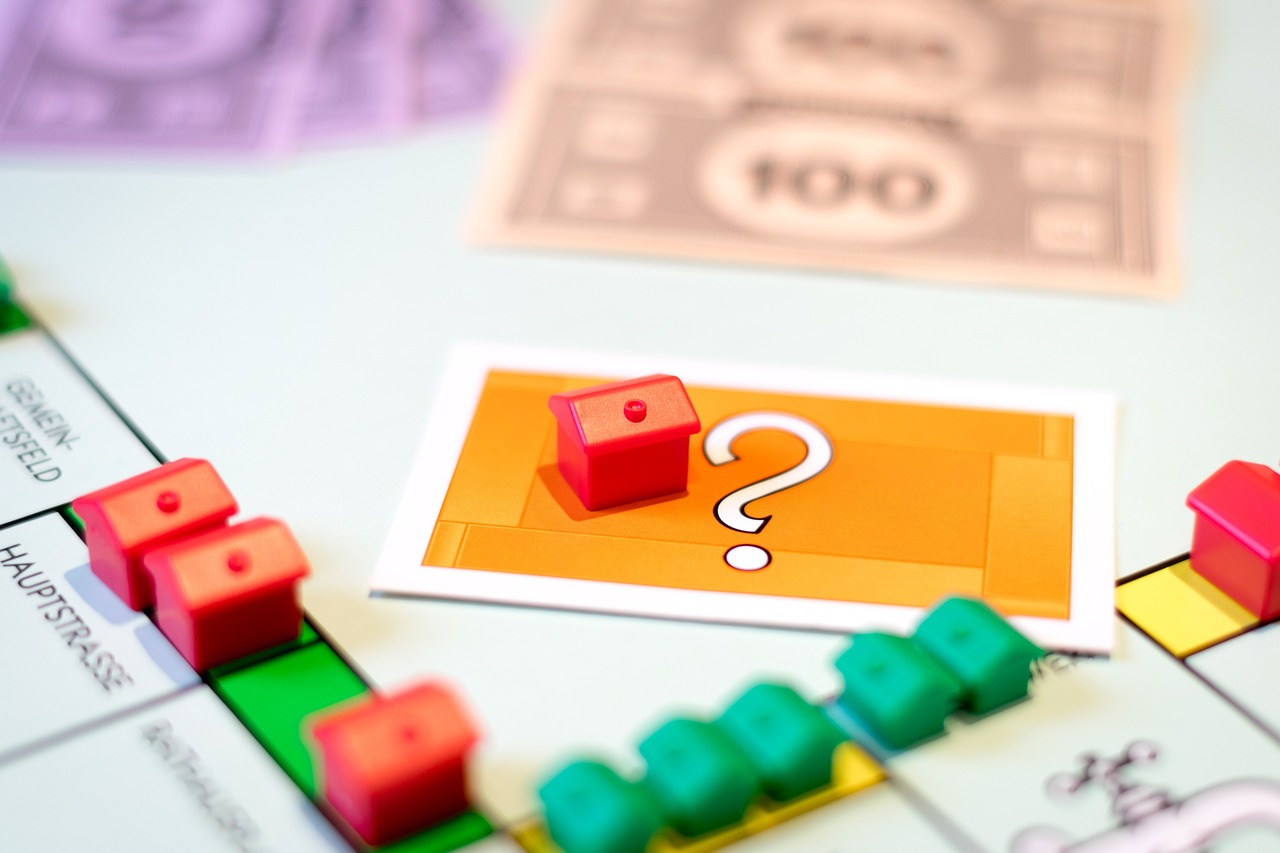 Bild av monopolspel med chanskortet.