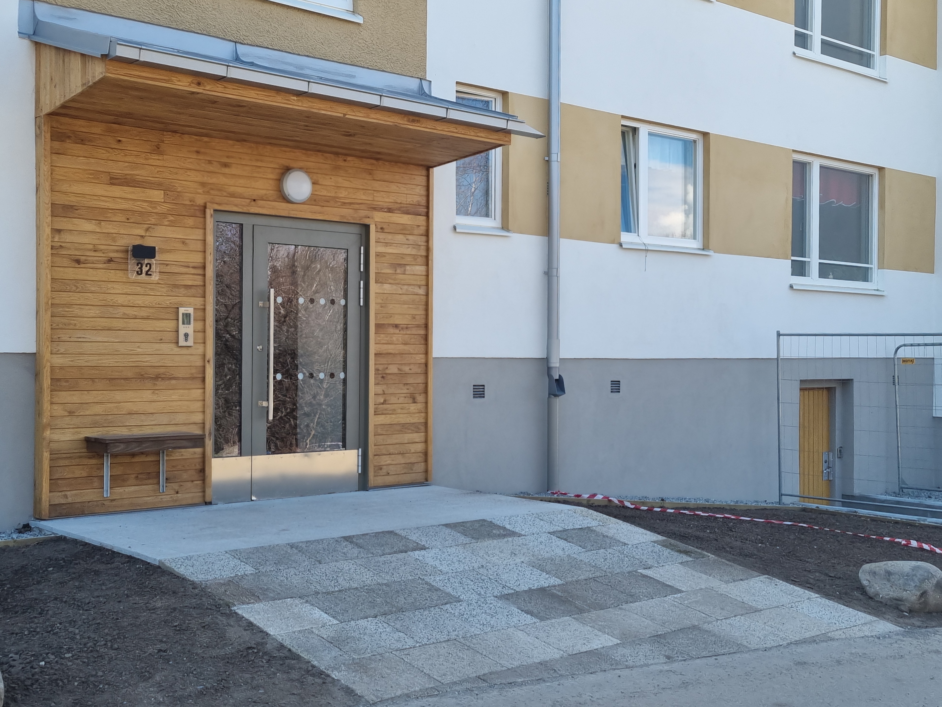 Nya entrén på skyttevägen